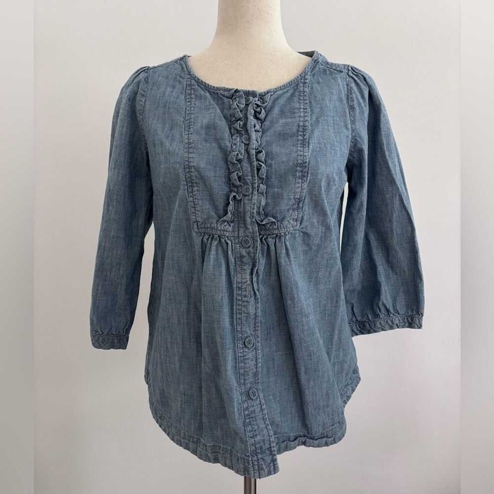 Levi’s button front denim blouse with ruffles Medium